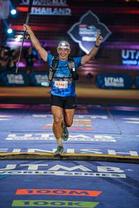 BIB: 6246
                            <button type="button" onclick="openModal(22757091)" class="btn btn-primary btn-sm float-right btn-popup" data-toggle="modal" data-target=".modal-high-quality">
                        <i class="fas fa-shopping-cart"></i> Add to Cart
                    </button>
                                            <button type="button" onclick="isThisMe(22757091, true)" class="btn btn-success btn-sm float-right btn-popup btn-isme hidden" data-toggle="tooltip" data-placement="bottom" title="นี่คือรูปของคุณใช่ไหม คลิกที่นี่เพื่อเอาเข้าอัลบั้ม">
                        <i class="fas fa-plus"></i> Add to album
                    </button>
                    <button type="button" onclick="isThisMe(22757091, false)" class="btn btn-warning btn-sm float-right btn-popup btn-isnotme hidden">
                        <i class="fas fa-ban"></i> Remove from album
                    </button>